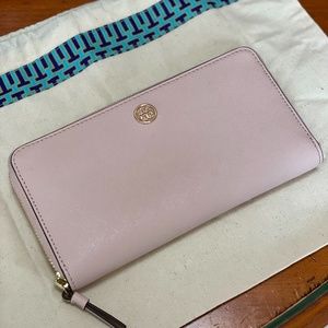 Tory Burch Continental Zip Wallet